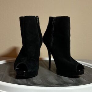 Steve Madden Black Suede Peep-Toe Boots